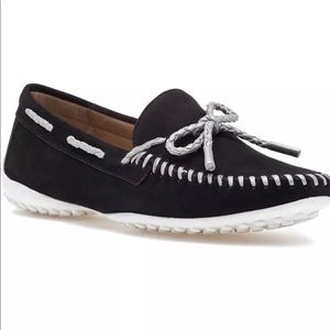 NWT Women's Moccasin Black Cashmere Suede Flat